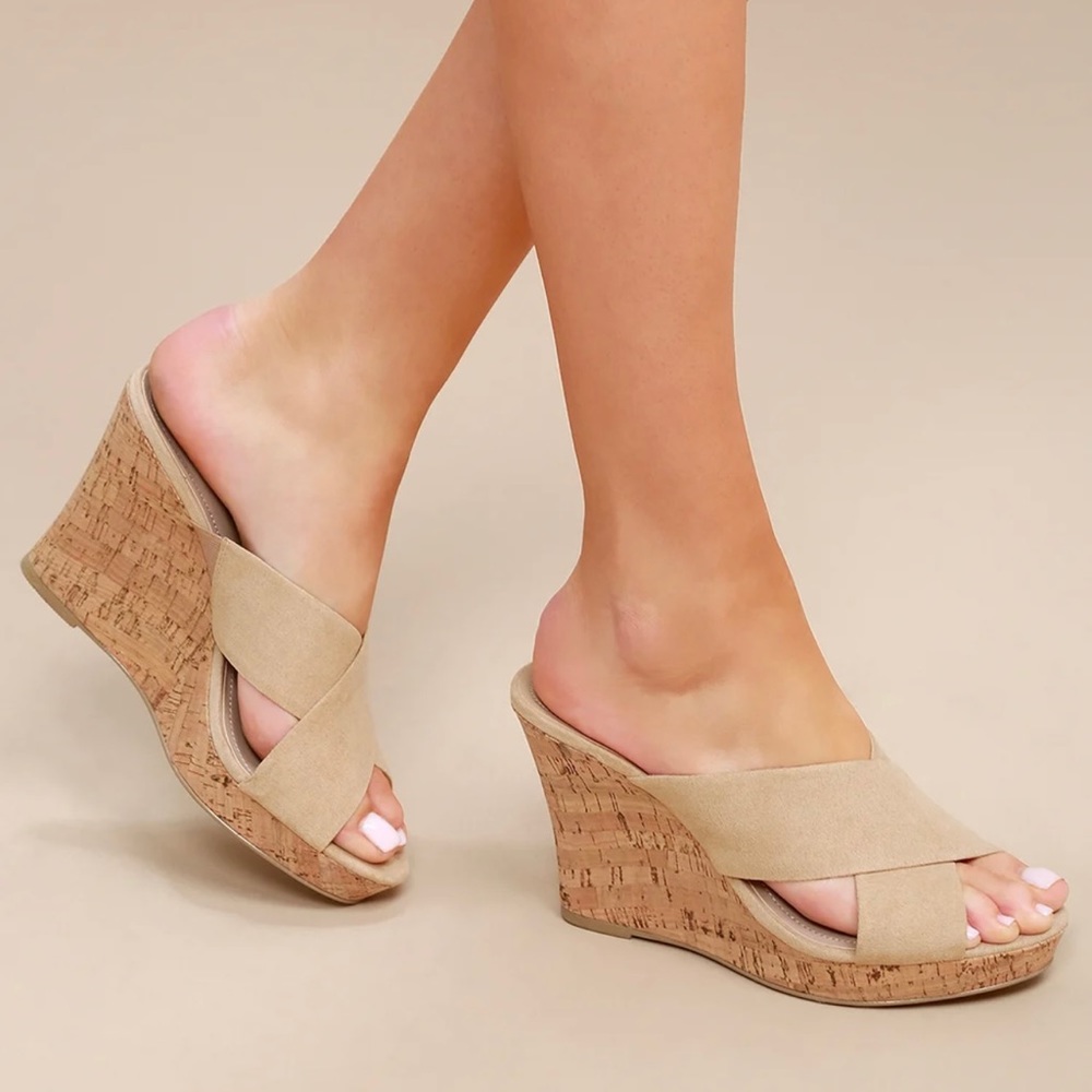 Charles David Latrice Nude Suede Wedge Sandals SIZE 12